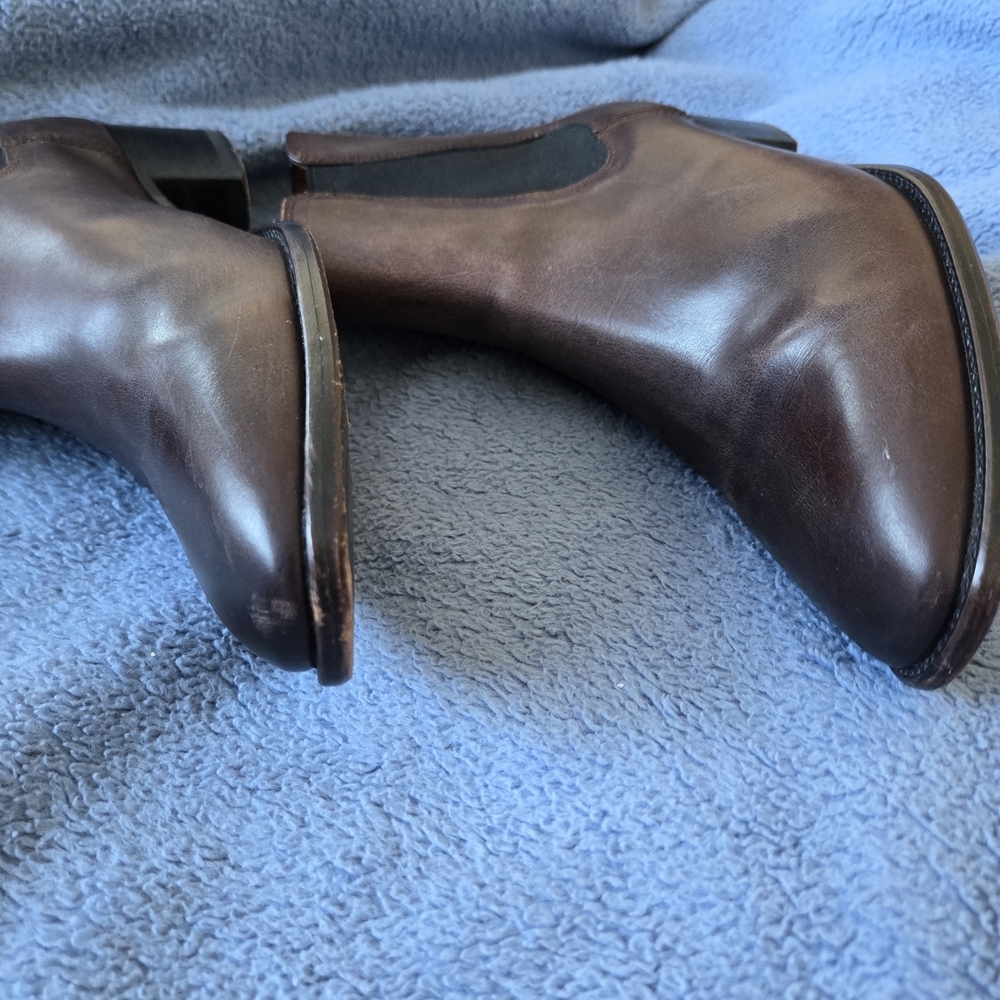 Frye Sacha Chelsea Boot Dark Brown Leather Pointed Toe Ankle Boots 7.5 - Picture 10 of 15